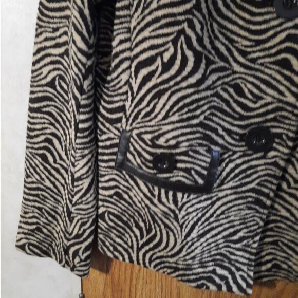 JM Collection Petite Zebra Print Cropped Jkt Blzr Workwear Sz M Neutral Graphic - Picture 8 of 10